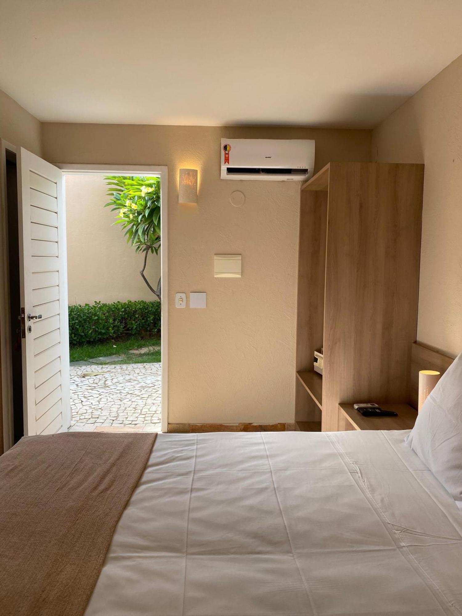 Luxury Room,1565579290:JPEG
